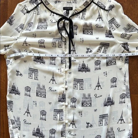 Talbots women’s Paris inspired black cream blouse size medium - Picture 4 of 10